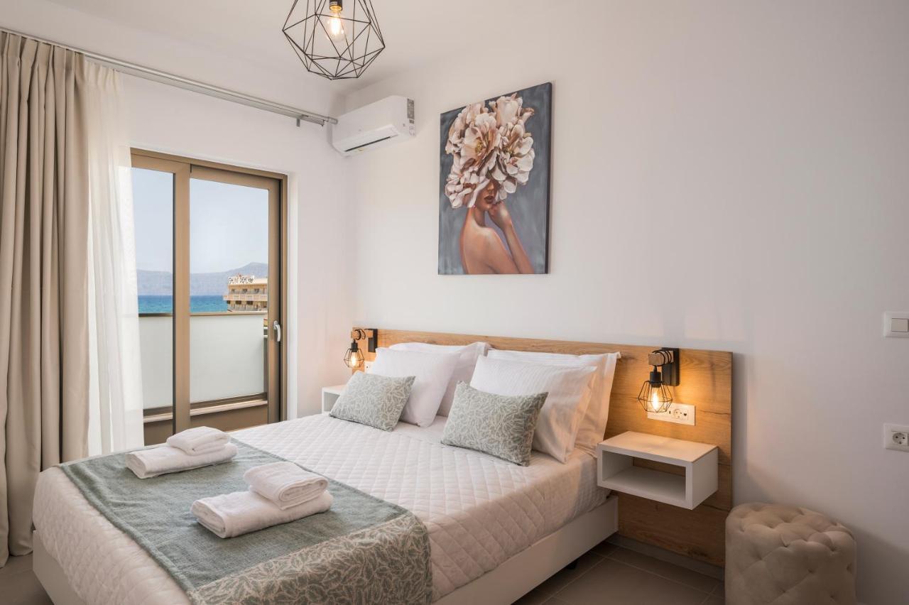 Indigo Blue Seaside Deluxe Apartments กิสเซมอส ภายนอก รูปภาพ