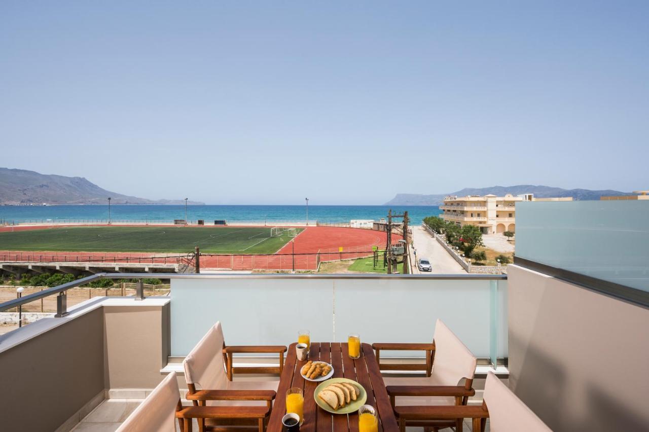 Indigo Blue Seaside Deluxe Apartments กิสเซมอส ภายนอก รูปภาพ